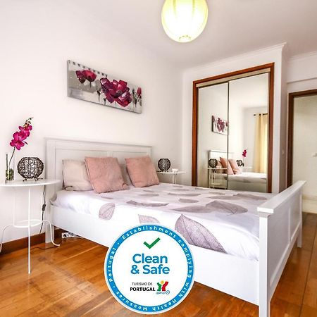 Apartamento Tejo Cacilhas Exteriör bild