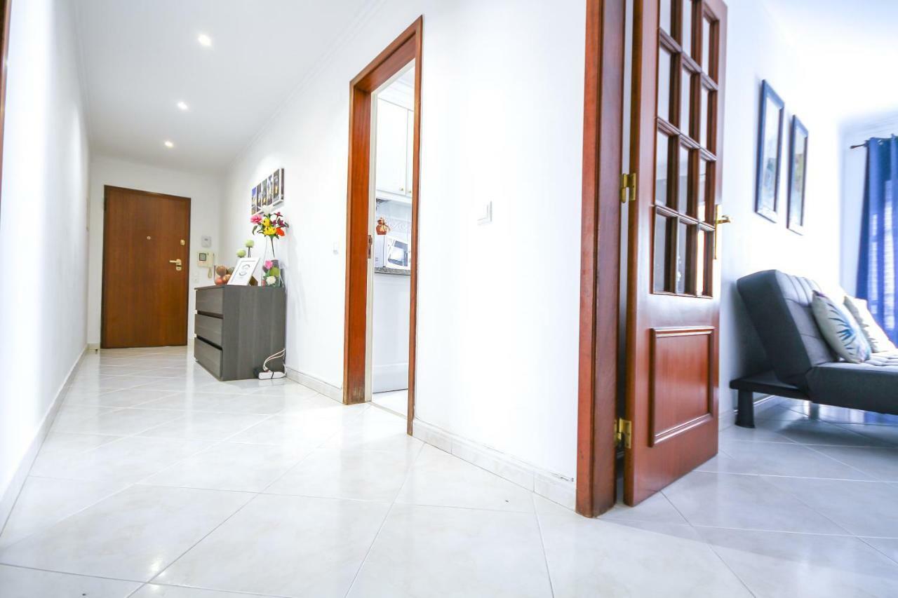 Apartamento Tejo Cacilhas Exteriör bild