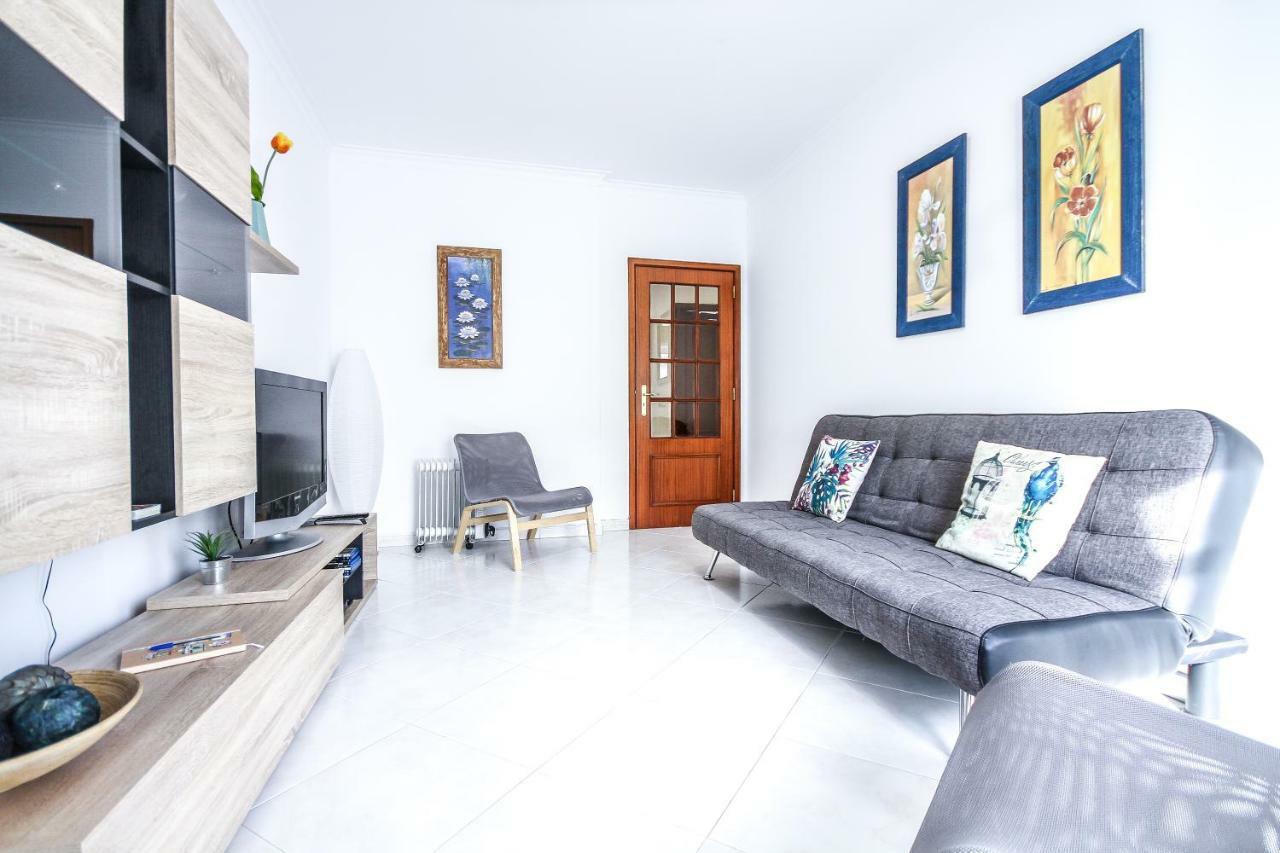Apartamento Tejo Cacilhas Exteriör bild