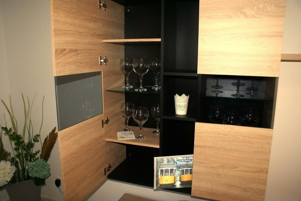 Apartamento Tejo Cacilhas Exteriör bild